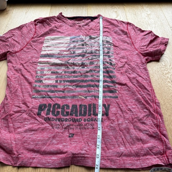 POINT ZERO RED V NECK LONDON PRINT TEE - L - Picture 8 of 12